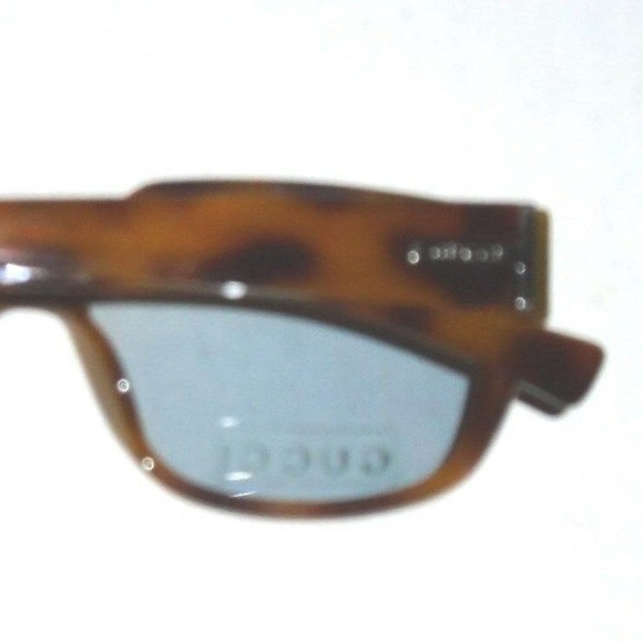 Unisex Vintage GUCCI Tortoise Sunglasses - Picture 2 of 6